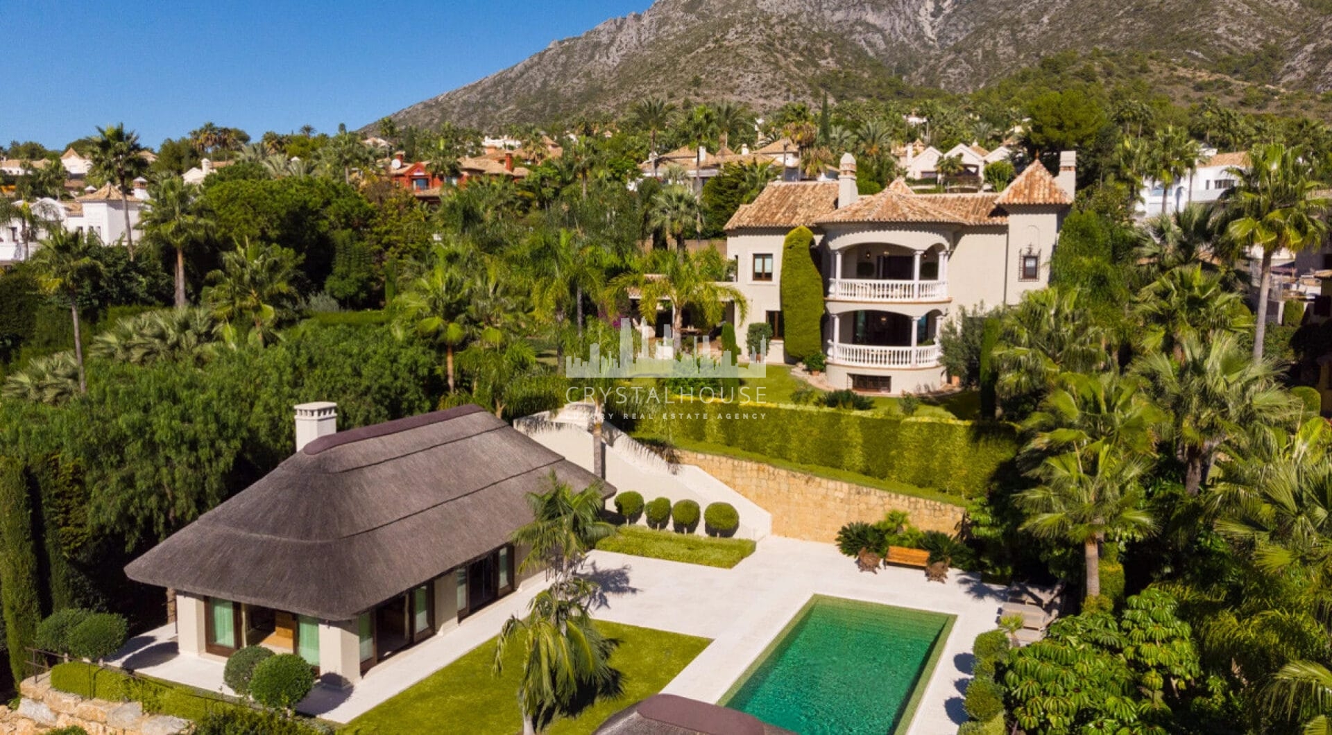 Luxury Residence in Sierra Blanca, Marbella Golden MileClassical style villa with modern guest house and pool on an ample plot in the heart of Sierra Blanca, Marbella Golden Mile.