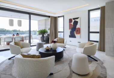 Skyvilla 6 instantly captures the essence of true luxury, beginning with an impressive entrance hall that sets the tone for the grandeur within.