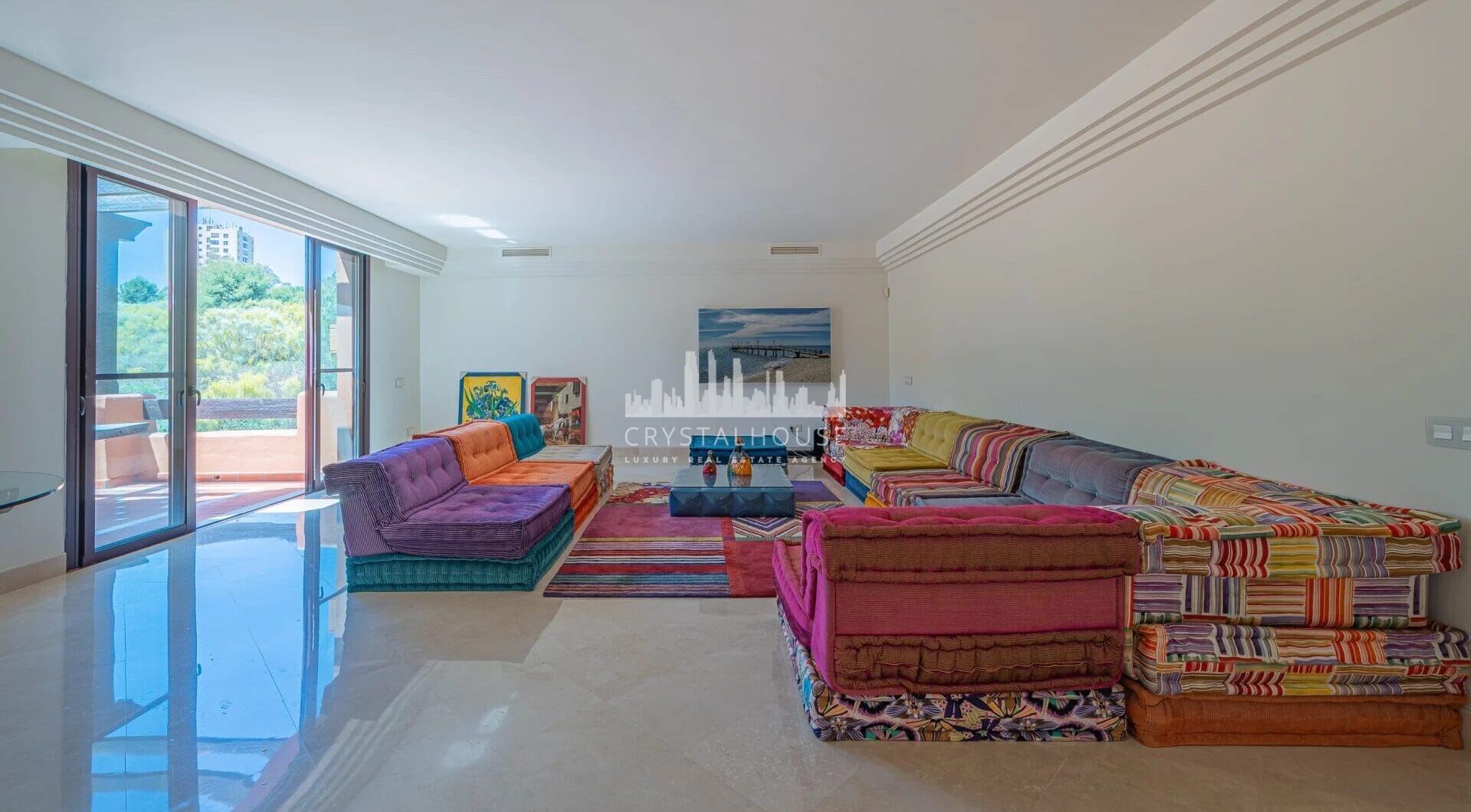 Presenting a captivating three-bedroom duplex penthouse nestled within the prestigious La Alzambra Hill Club, an exclusive 24-hour gated and secure development.