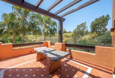 Presenting a captivating three-bedroom duplex penthouse nestled within the prestigious La Alzambra Hill Club, an exclusive 24-hour gated and secure development.