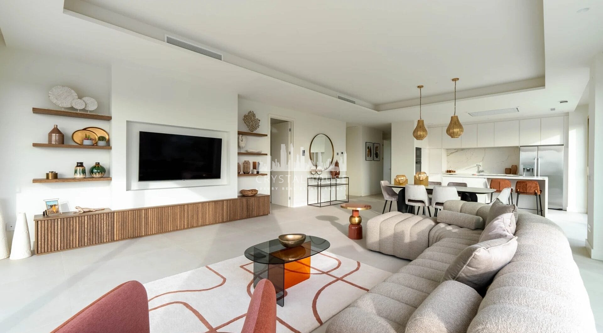Nestled within the prestigious and highly sought-after Benalús residential complex on Marbella’s Golden Mile, this stunning duplex penthouse redefines luxury living.