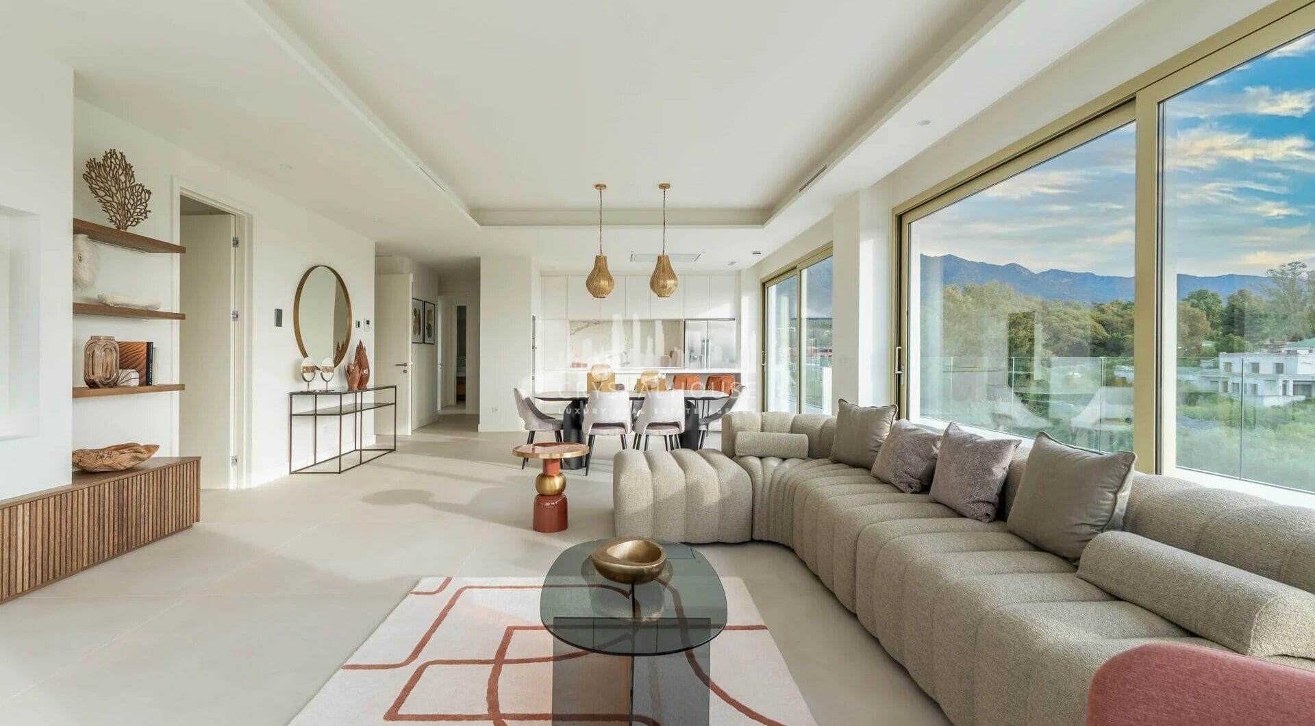 Nestled within the prestigious and highly sought-after Benalús residential complex on Marbella’s Golden Mile, this stunning duplex penthouse redefines luxury living.