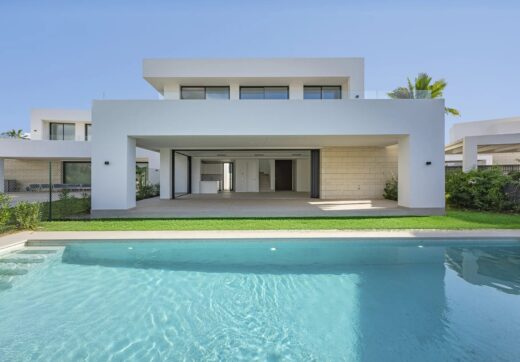 La Finca de Marbella is a distinguished gated community that merges elegant, contemporary villa design with a tranquil yet central location.
