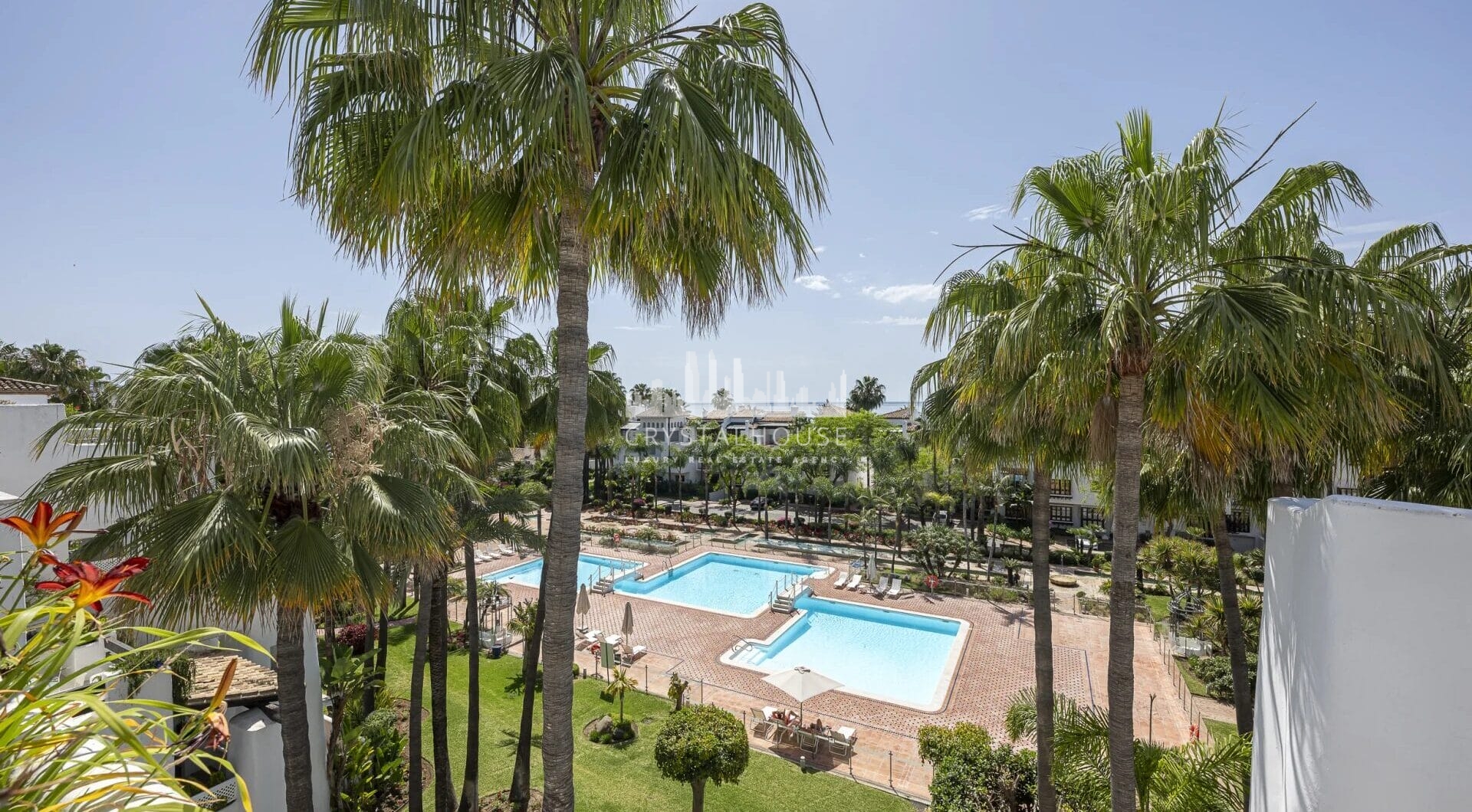 Located within the prestigious Persian Gardens of the renowned Puente Romano Resort on Marbella’s Golden Mile, this spacious three-bedroom duplex penthouse presents a rare opportunity to own a home with enduring charm and extraordinary potential.