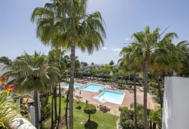 Located within the prestigious Persian Gardens of the renowned Puente Romano Resort on Marbella’s Golden Mile, this spacious three-bedroom duplex penthouse presents a rare opportunity to own a home with enduring charm and extraordinary potential.