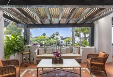 Located within the prestigious Persian Gardens of the renowned Puente Romano Resort on Marbella’s Golden Mile, this spacious three-bedroom duplex penthouse presents a rare opportunity to own a home with enduring charm and extraordinary potential.