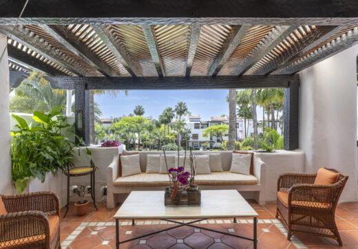 Located within the prestigious Persian Gardens of the renowned Puente Romano Resort on Marbella’s Golden Mile, this spacious three-bedroom duplex penthouse presents a rare opportunity to own a home with enduring charm and extraordinary potential.