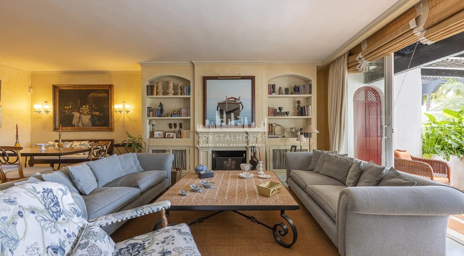 Located within the prestigious Persian Gardens of the renowned Puente Romano Resort on Marbella’s Golden Mile, this spacious three-bedroom duplex penthouse presents a rare opportunity to own a home with enduring charm and extraordinary potential.