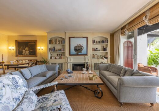Located within the prestigious Persian Gardens of the renowned Puente Romano Resort on Marbella’s Golden Mile, this spacious three-bedroom duplex penthouse presents a rare opportunity to own a home with enduring charm and extraordinary potential.
