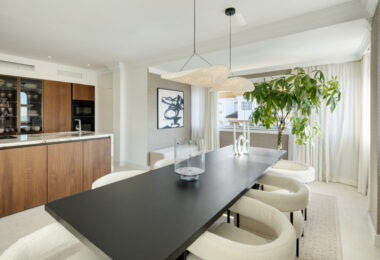 Located in the sought-after area of the Marbella Golden Mile, Costa PH is an exceptional duplex penthouse offering panoramic sea and mountain views.
