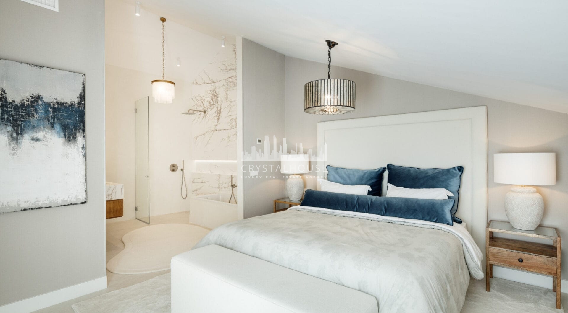 Located in the sought-after area of the Marbella Golden Mile, Costa PH is an exceptional duplex penthouse offering panoramic sea and mountain views.