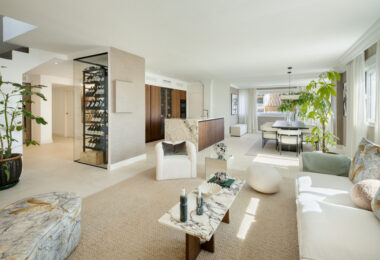 Located in the sought-after area of the Marbella Golden Mile, Costa PH is an exceptional duplex penthouse offering panoramic sea and mountain views.