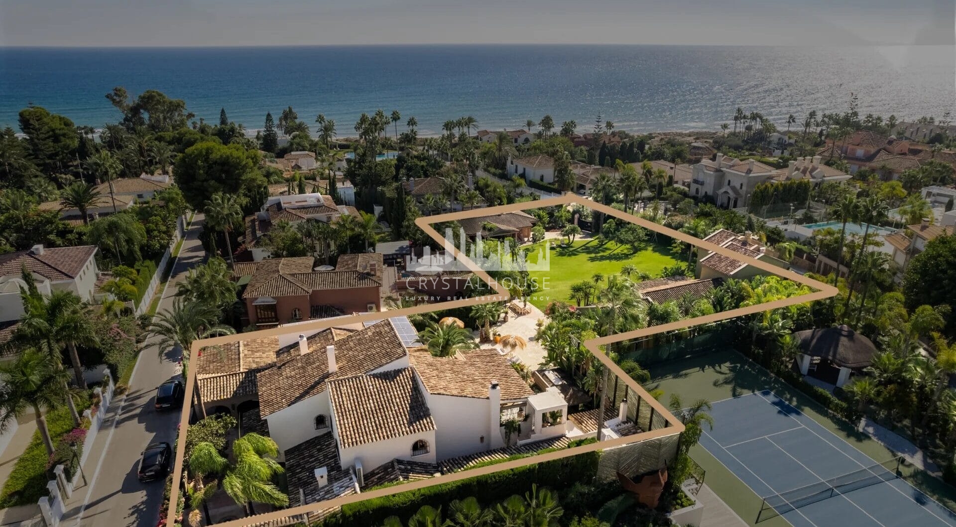 Situated in the coveted enclave of Los Monteros Playa in Marbella East, this extraordinary estate offers a rare opportunity to own a unique sanctuary in one of the Costa del Sol’s most exclusive beachfront communities.