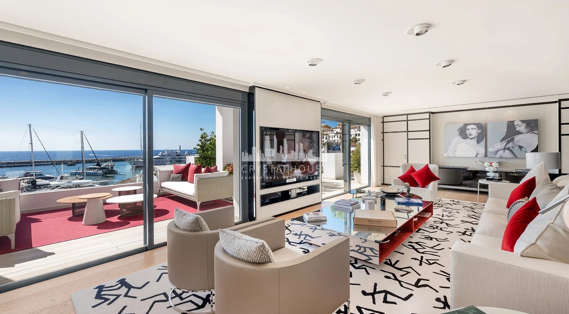 Situated in the heart of Marbella’s renowned Puerto Banus, this luxury apartment offers an exquisite living experience in one of Spain’s most prestigious locations.