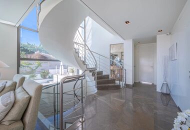 Set in Marbella’s prestigious Nagüeles area, this property stands out as the best-priced contemporary villa in the neighbourhood for its size, design, and features.