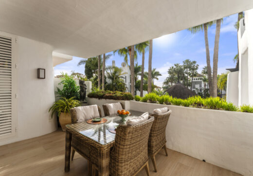 Located in the heart of the prestigious Puente Romano Resort, Drago 2-2 offers an exceptional blend of luxury and convenience.