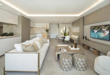 Nestled within the esteemed Puente Romano Resort on Marbella's illustrious Golden Mile, Granados 11 presents an exceptional modern apartment experience.