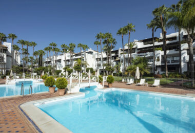 Nestled within the esteemed Puente Romano Resort on Marbella's illustrious Golden Mile, Granados 11 presents an exceptional modern apartment experience.