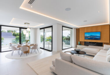 Step into Villa Vista, a stunning fusion of contemporary luxury and timeless Andalusian charm, perfectly positioned in Marbella’s prestigious Marbesa community.