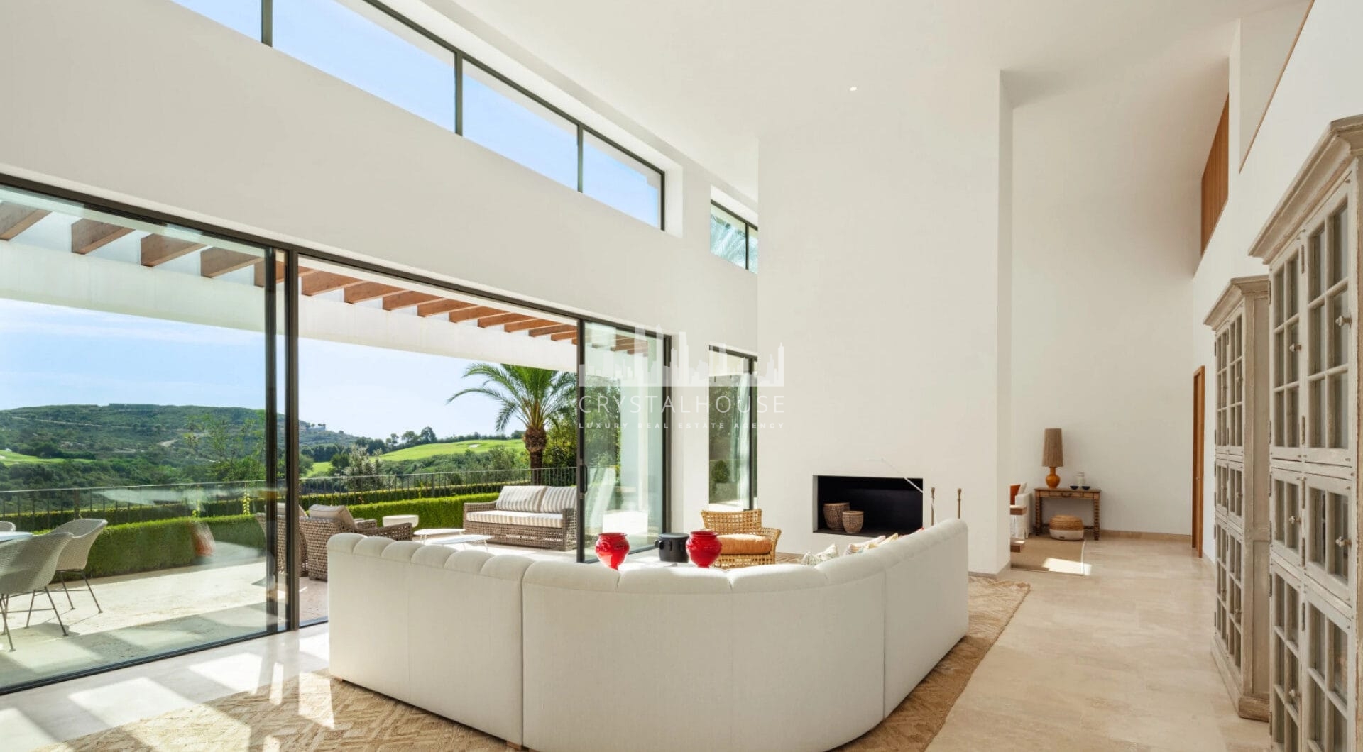 This spectacular villa is situated in Green 10 within the prestigious Finca Cortesin Resort.
