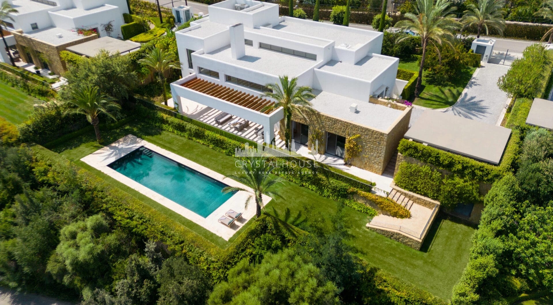 Nestled in the exclusive Green 10 are within the prestigious Finca Cortesin Resort, this magnificent villa showcases captivating architecture that offers a contemporary twist on golfside living.