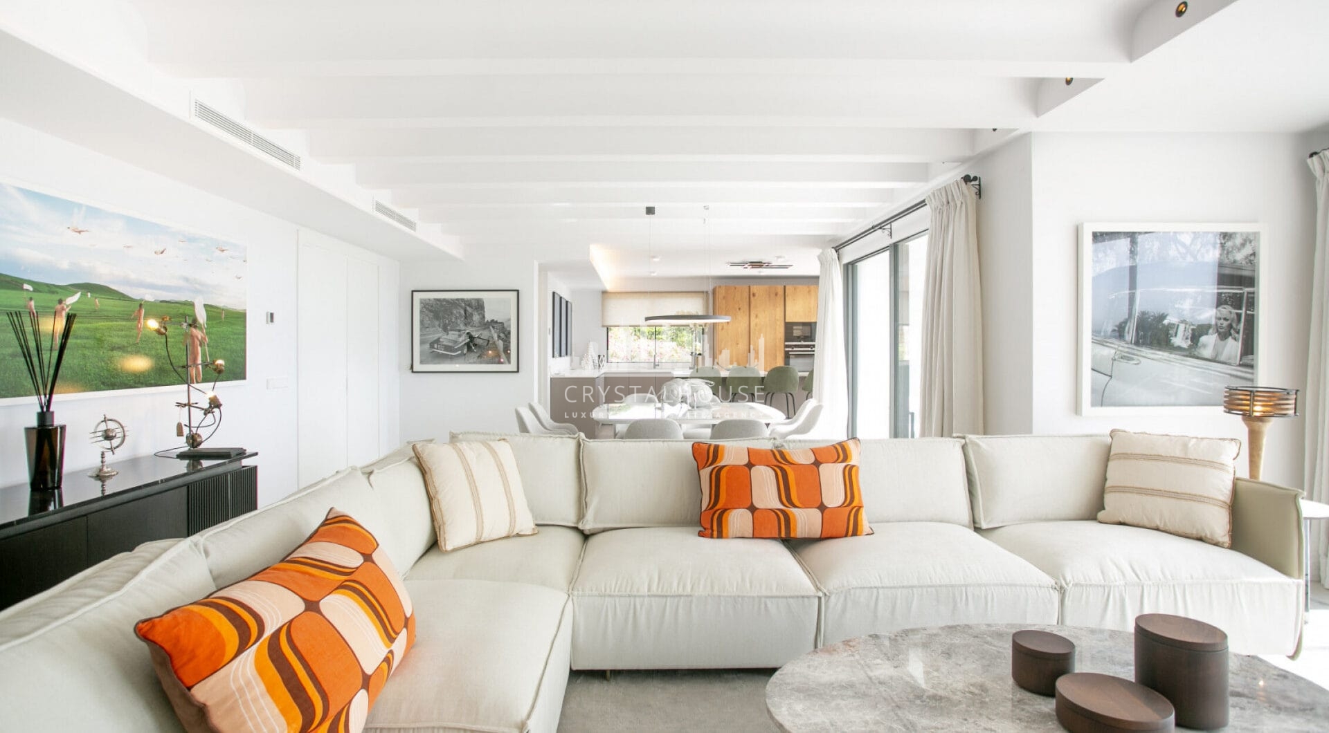 Situated on Marbella’s prestigious Golden Mile, this beautifully renovated villa offers luxury, privacy, and sustainability in one of the area’s most sought-after locations.