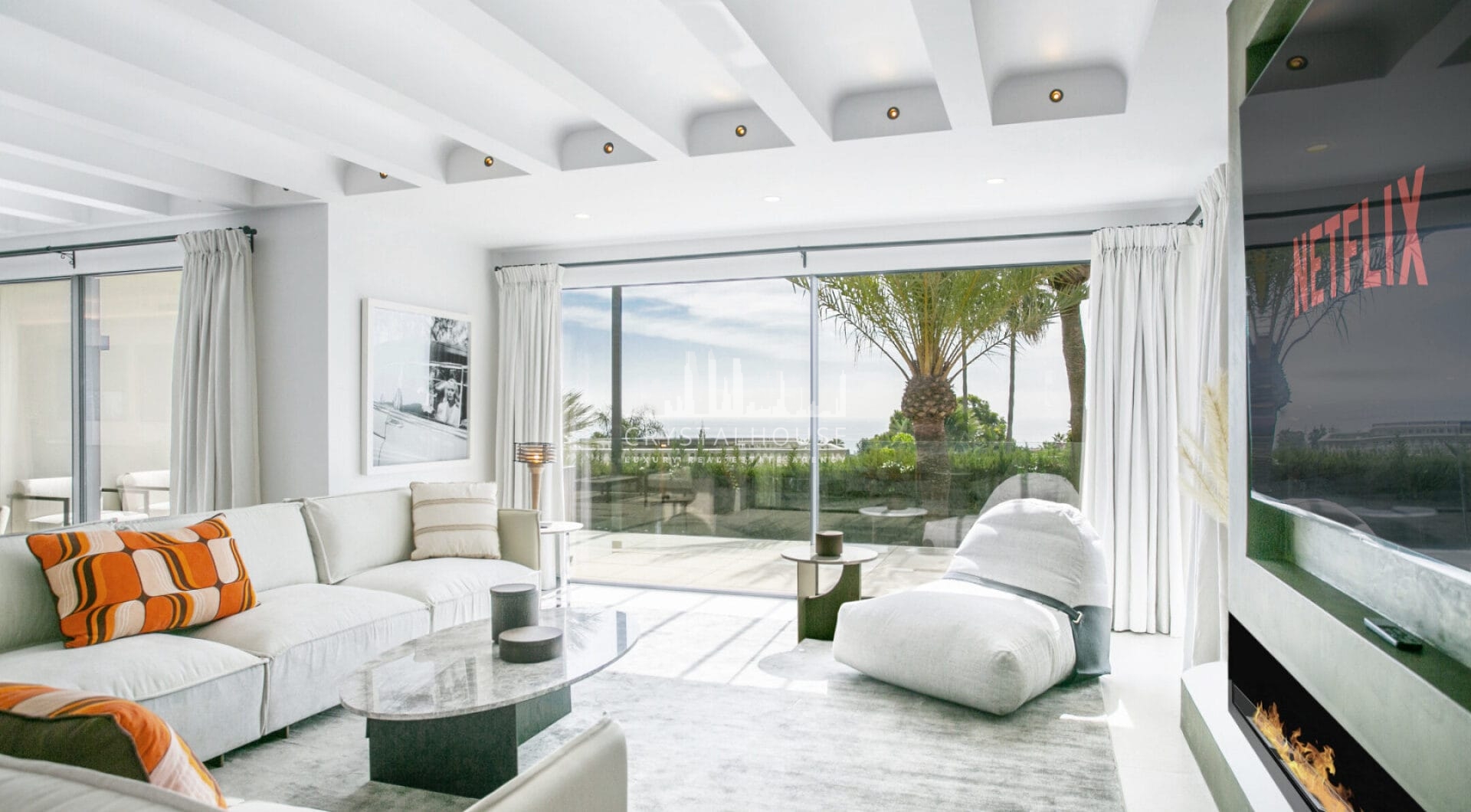 Situated on Marbella’s prestigious Golden Mile, this beautifully renovated villa offers luxury, privacy, and sustainability in one of the area’s most sought-after locations.