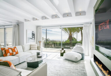 Situated on Marbella’s prestigious Golden Mile, this beautifully renovated villa offers luxury, privacy, and sustainability in one of the area’s most sought-after locations.
