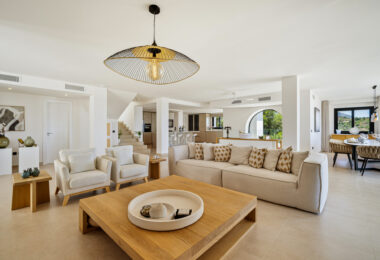 Welcome to Villa Luma, a beautifully reimagined Mediterranean residence located in the prestigious enclave of Las Lomas de Nueva Andalucía.