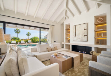 Welcome to Casa Olivo, a beautifully reimagined single-level villa nestled in the heart of Nueva Andalucía, just minutes from the renowned Los Naranjos Golf Course.