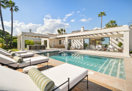 Welcome to Casa Olivo, a beautifully reimagined single-level villa nestled in the heart of Nueva Andalucía, just minutes from the renowned Los Naranjos Golf Course.