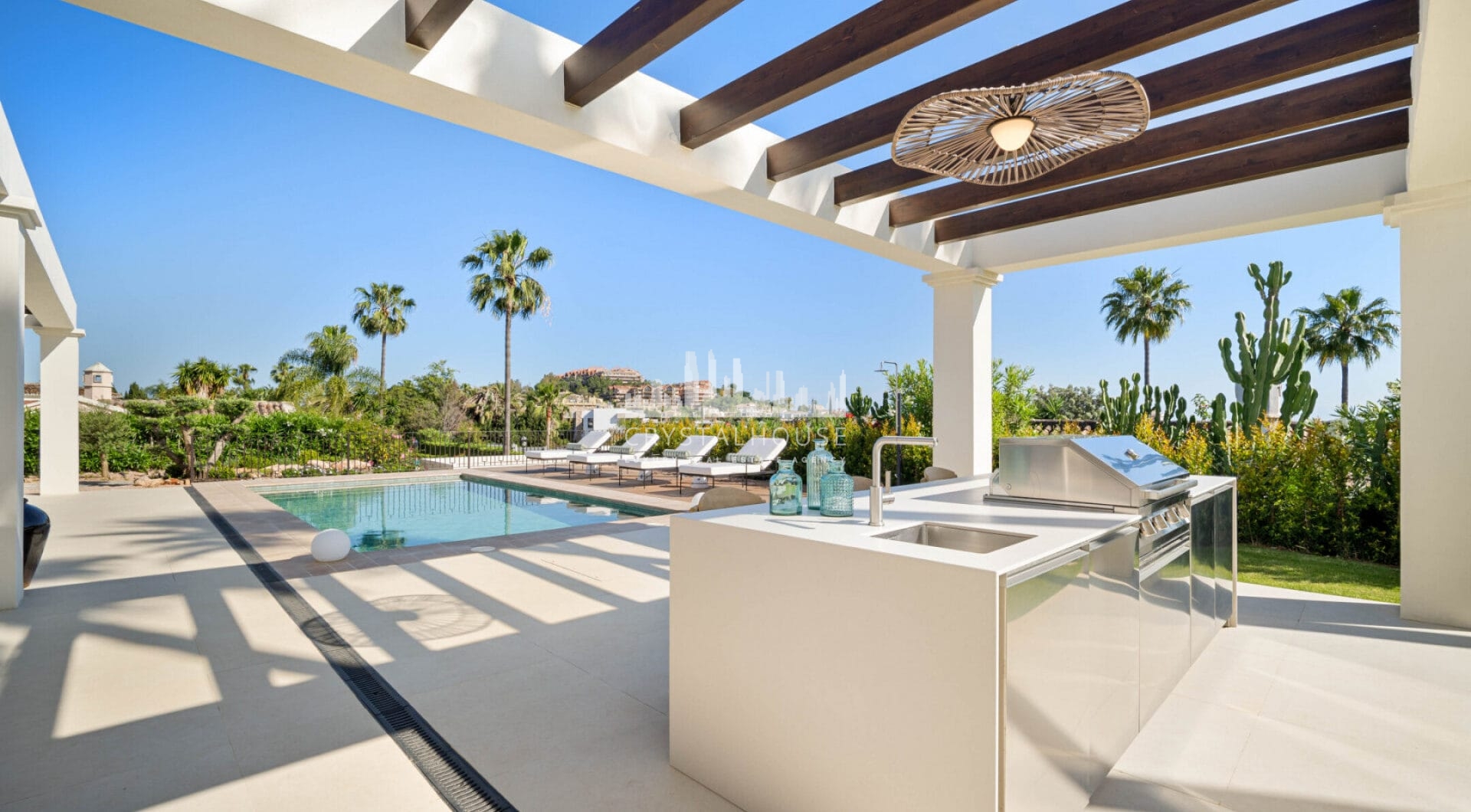Welcome to Casa Olivo, a beautifully reimagined single-level villa nestled in the heart of Nueva Andalucía, just minutes from the renowned Los Naranjos Golf Course.