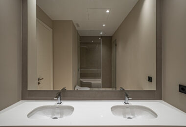 Luxury Villa in Rio Verde, Just 100m from the Beach
