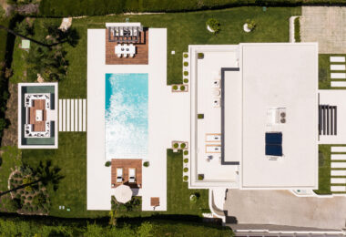 Exceptional Front Line Golf Villa in Nueva Andalucía