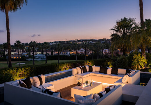 Exceptional Front Line Golf Villa in Nueva Andalucía