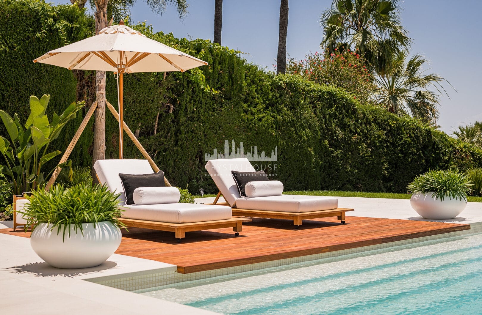 Exceptional Front Line Golf Villa in Nueva Andalucía