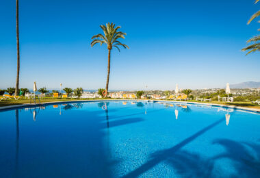 Renovated Apartment in Las Lomas with Heated Pool and Mountain Views