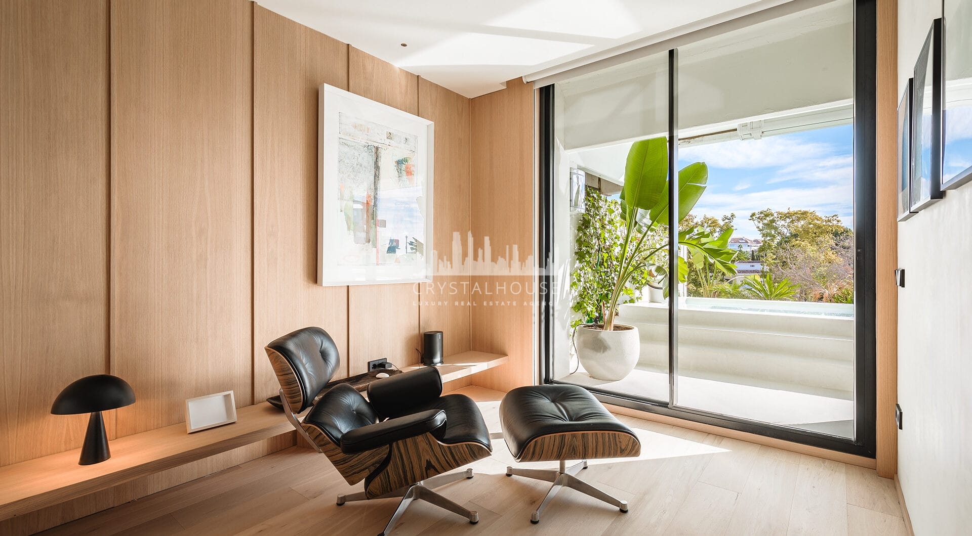 Renovated Apartment in Las Lomas with Heated Pool and Mountain Views