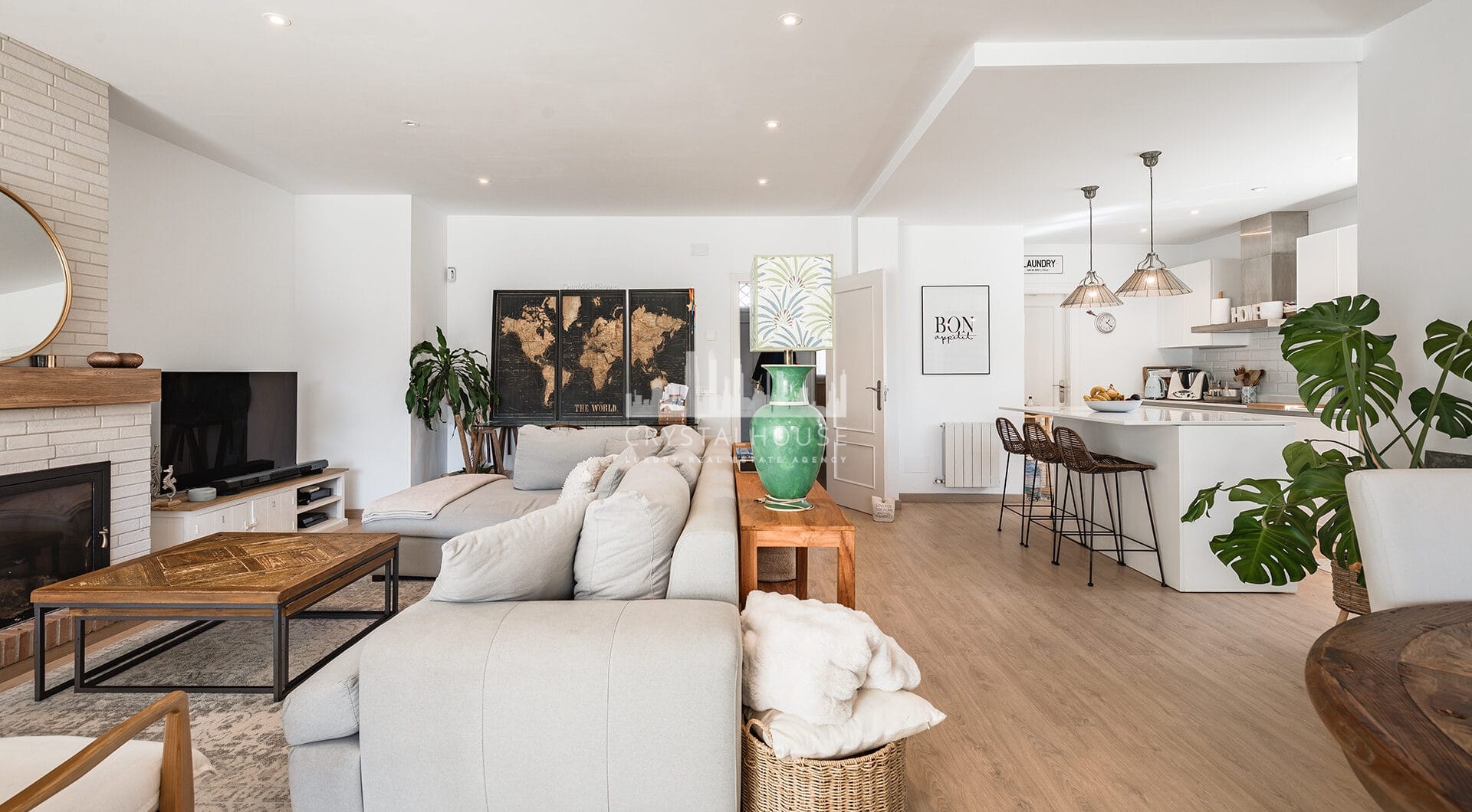 Fully Renovated Modern Villa with Private Pool in Prime San Pedro Location
