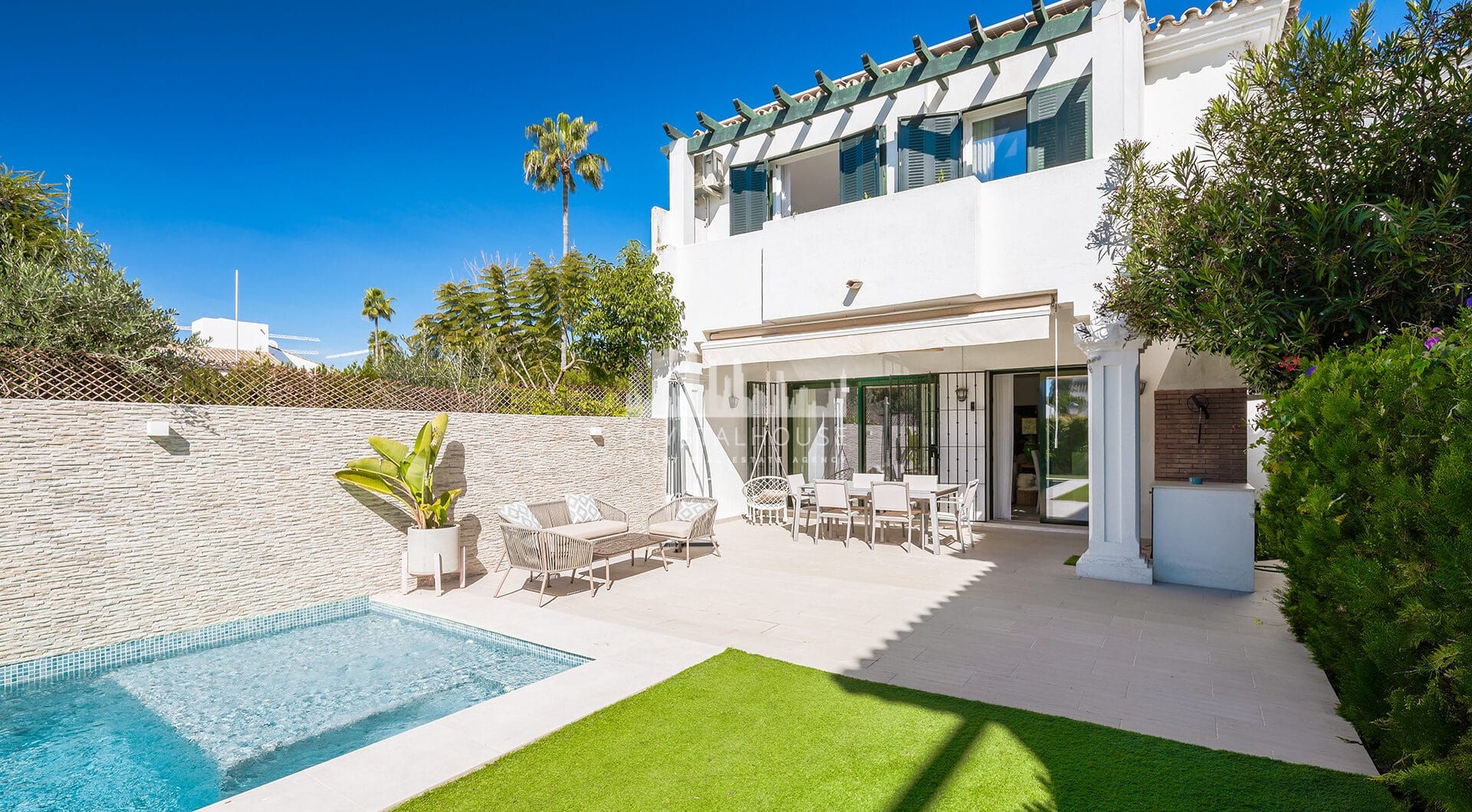 Fully Renovated Modern Villa with Private Pool in Prime San Pedro Location