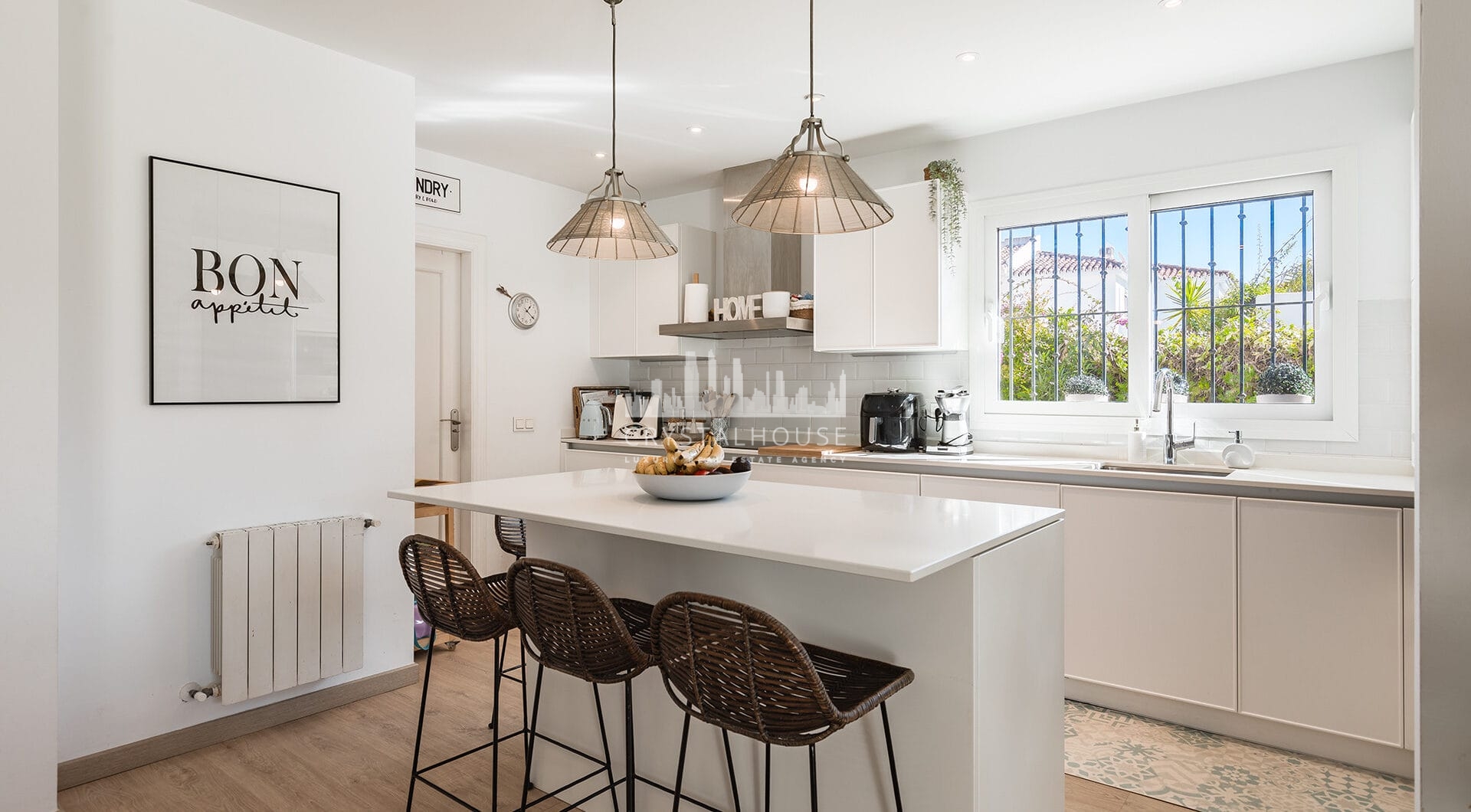 Fully Renovated Modern Villa with Private Pool in Prime San Pedro Location