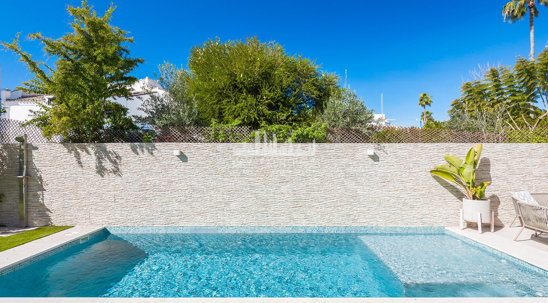 Fully Renovated Modern Villa with Private Pool in Prime San Pedro Location