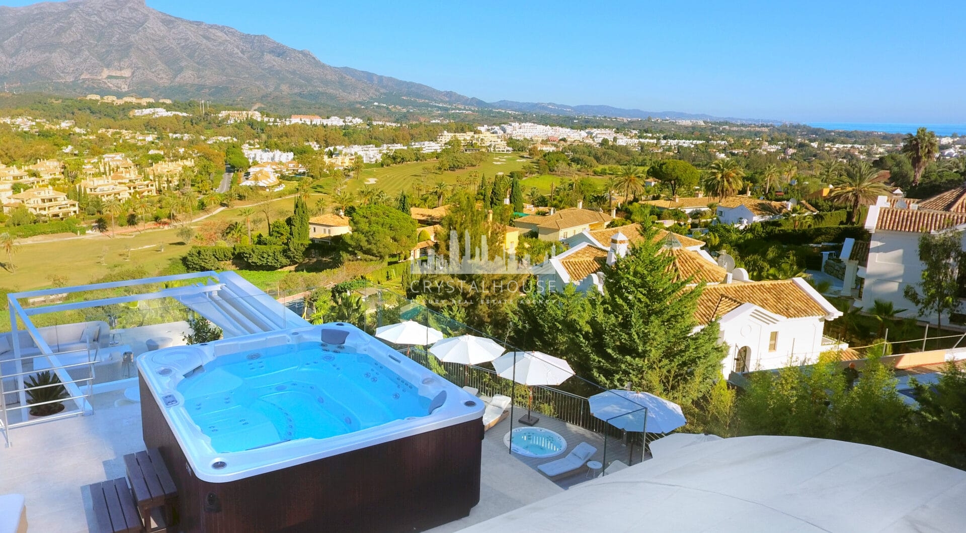 Contemporary Villa with Private Pool &amp; Garden in Los Naranjos