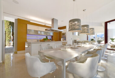 Contemporary Villa with Private Pool &amp; Garden in Los Naranjos