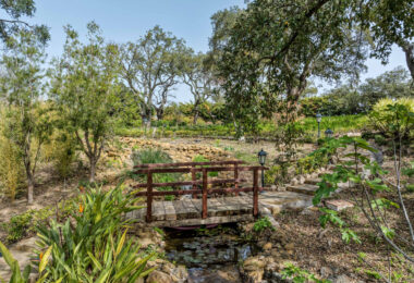 Astonishing 7-bedroom villa with panoramic sea views, private pool, and sprawling 5-hectare estate in La Mairena.