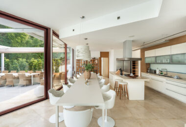 Located in the heart of Nueva Andalucía, this exceptional villa is a true statement of contemporary elegance.