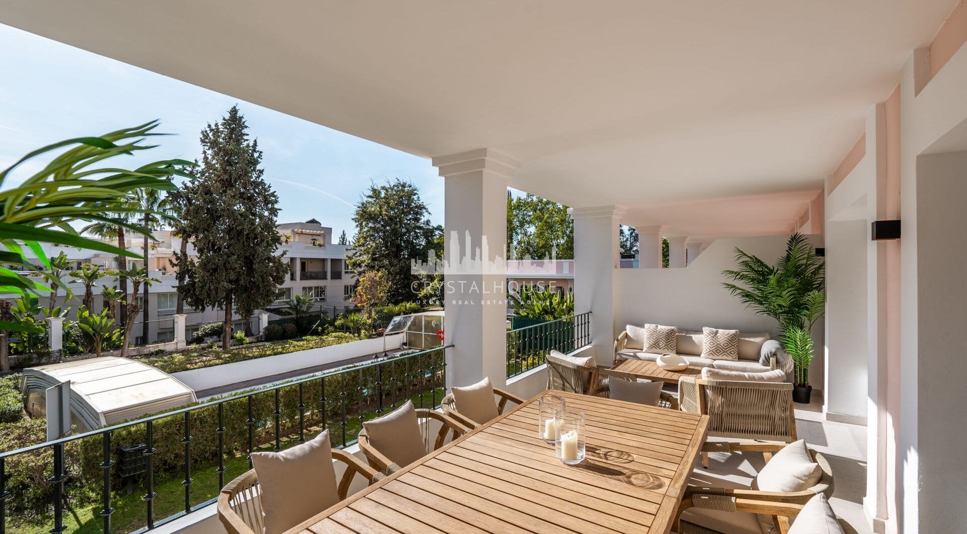 Casa Stuart is a refined duplex penthouse set within the gated community of Aloha Gardens in Nueva Andalucía.