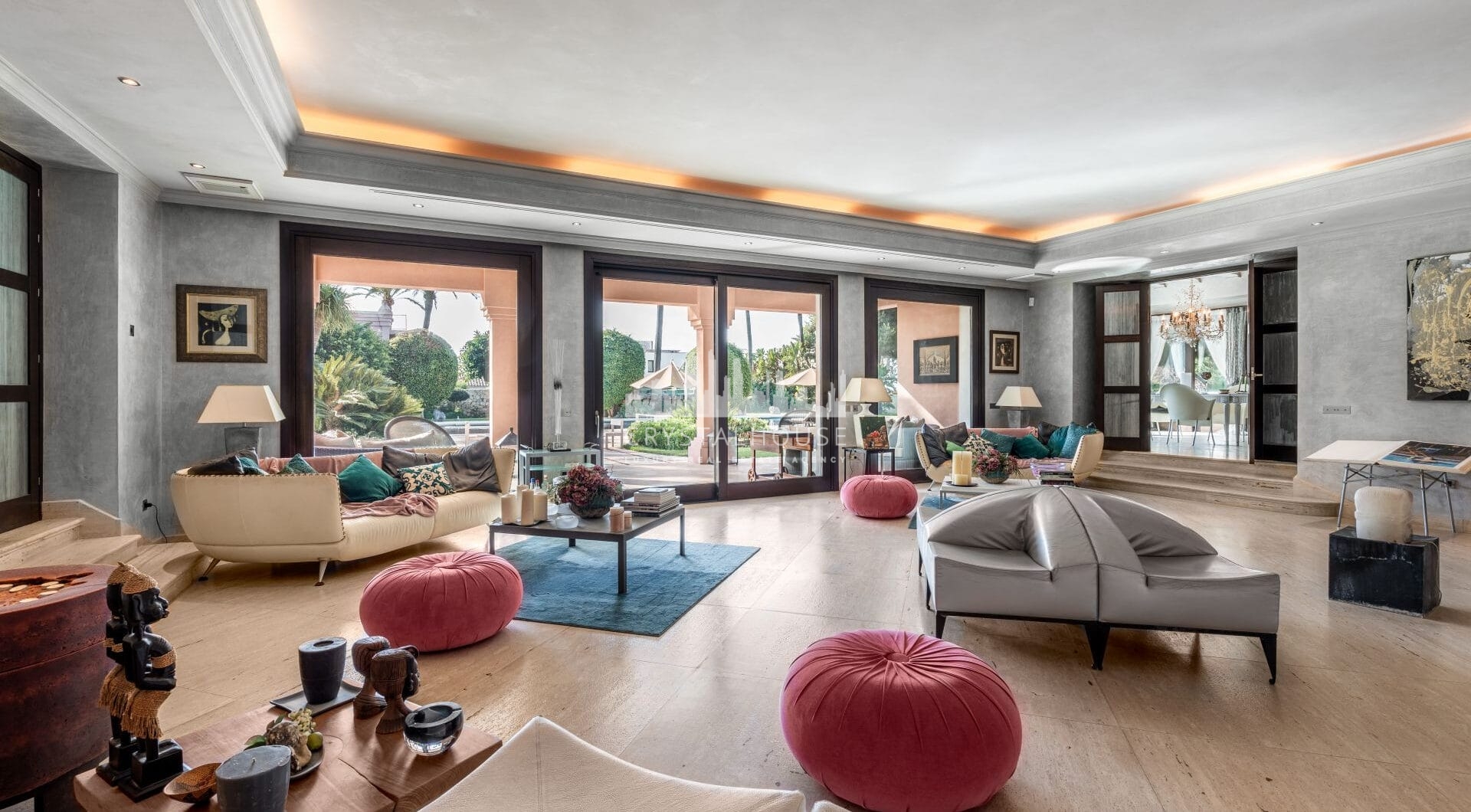This exquisite property in Paraiso Barronal, Estepona, offers an unparalleled living experience.