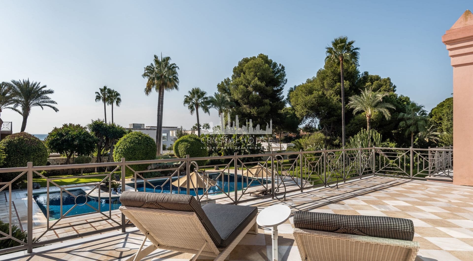 This exquisite property in Paraiso Barronal, Estepona, offers an unparalleled living experience.