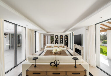 Villa Las Palmeras is a home that combines modern features with traditional details, creating a warm and inviting atmosphere.